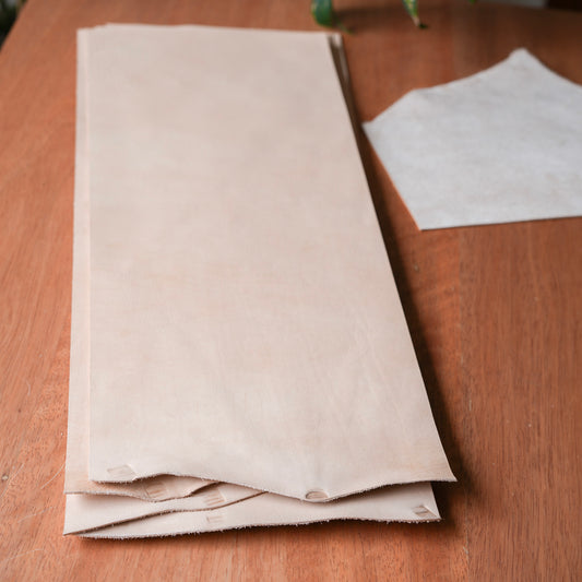 Veg-Tan Cowhide: Quebracho Tara Blend